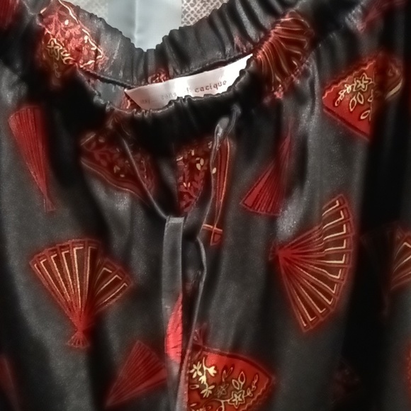 NWT sexy.. sensual cacique black/ red/gold asian-accented pajama set Size 26/28 - Picture 10 of 15